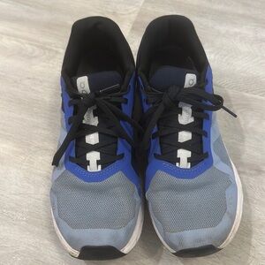 On Running Women’s Cloudrunner Shoes- Chambray Midnight size 8.5